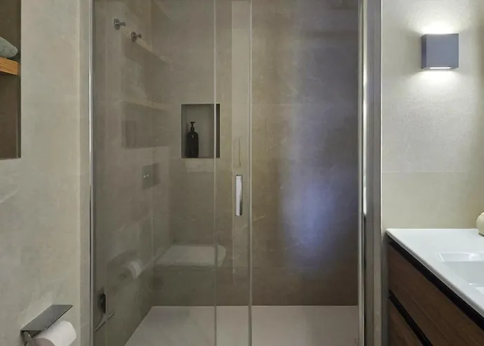 Ikarus View Appartement *